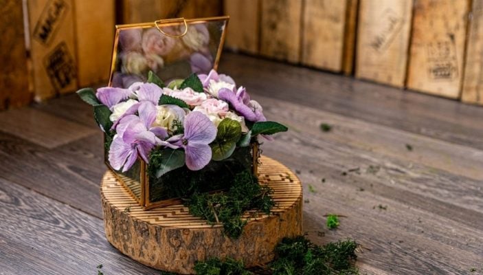 Ανοιξιάτικα κουτιά με λουλούδια
