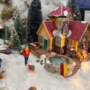 ΣΠΙΤΙ LEMAX SUNNY SPRINGS LODGE 18X19.5X18.4CM ΜΕ ΑΝΤΑΠΤΟΡΑ